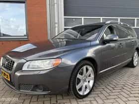 Volvo V70 (2014) thumbnail 2