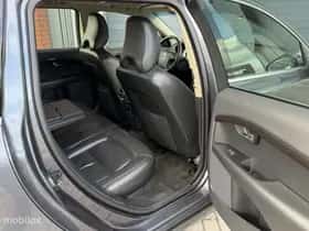 Volvo V70 (2014) thumbnail 26