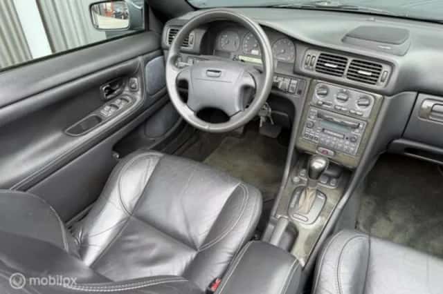 Volvo C70 (2015) thumbnail 4