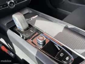 Volvo V60 (2021) thumbnail 22