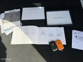 Volvo V60 (2021) thumbnail 7
