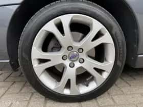 Volvo S60 (2009) thumbnail 12