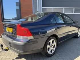 Volvo S60 (2003) thumbnail 3