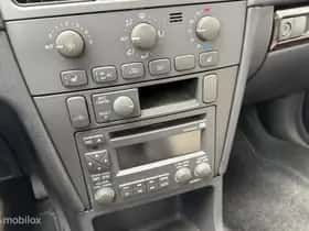 Volvo V40 (2004) thumbnail 18