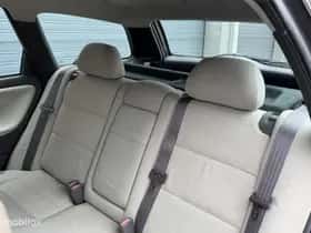 Volvo V40 (2004) thumbnail 20