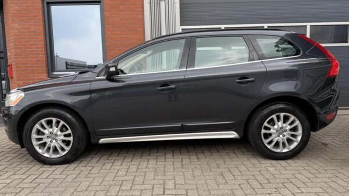 Volvo XC60 (2009) — foto 1