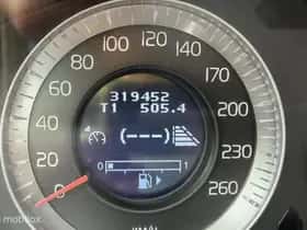 Volvo XC60 (2009) thumbnail 6