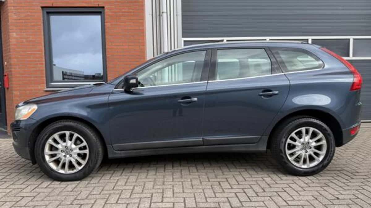 Volvo XC60 (2012) — foto 1