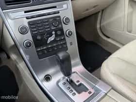 Volvo XC60 (2012) thumbnail 16