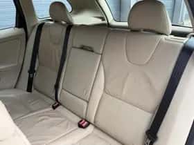 Volvo XC60 (2012) thumbnail 26