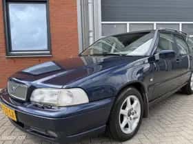 Volvo V70 (2000) thumbnail 2