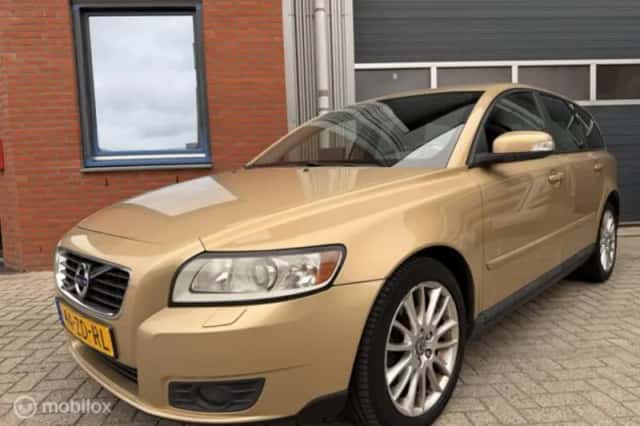 Volvo V50 (2008) thumbnail 2