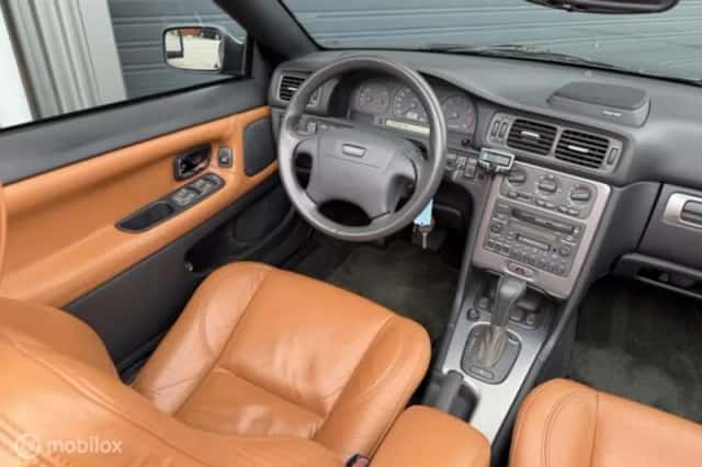 Volvo C70 (2004) thumbnail 6