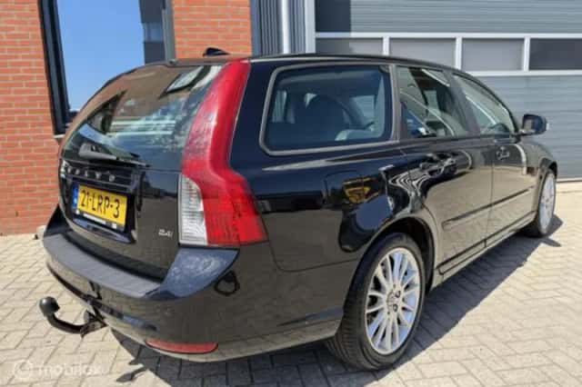 Volvo V50 (2010) thumbnail 3