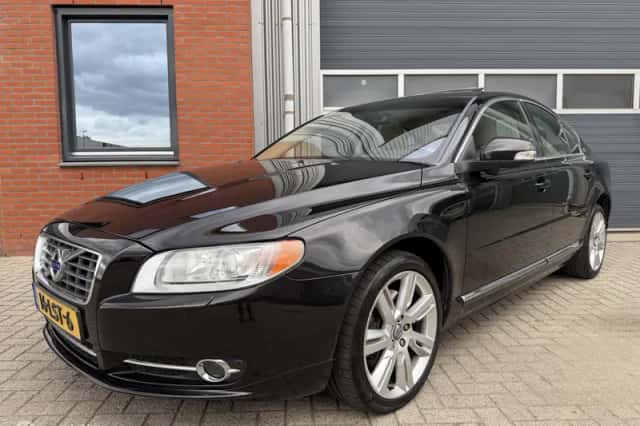 Volvo S80 (2010) thumbnail 2