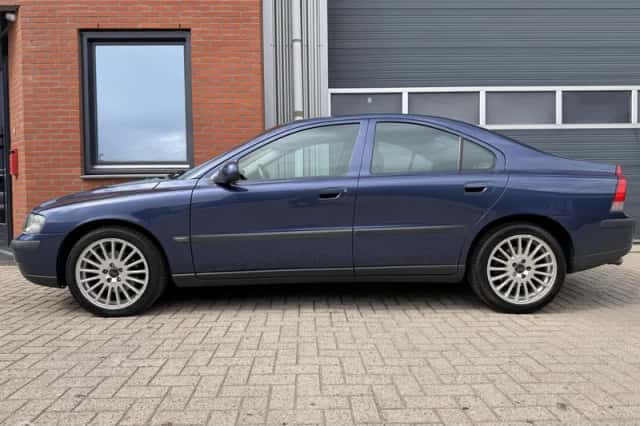 Volvo S60 (2000) thumbnail 1