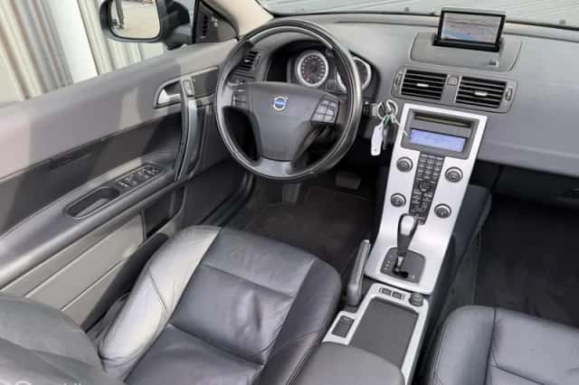 Volvo C70 (2010) thumbnail 6