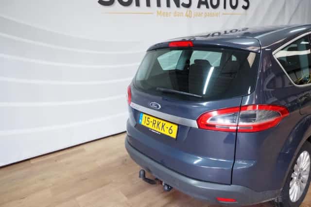 Ford S-Max (2011) thumbnail 5