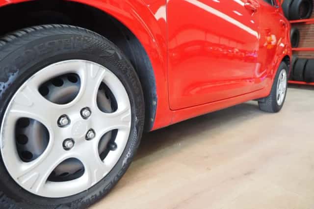 Kia Picanto (2017) thumbnail 5