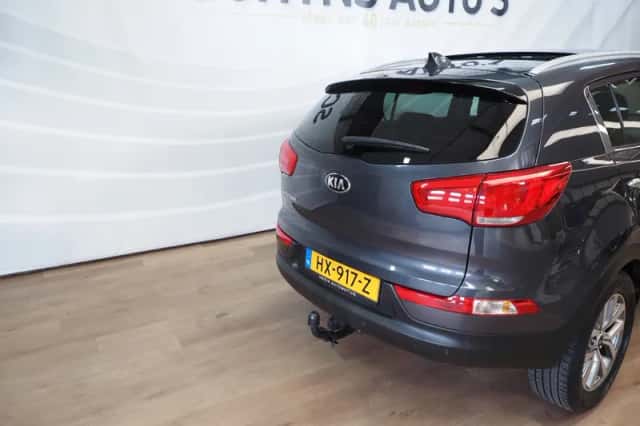Kia Sportage (2016) thumbnail 4