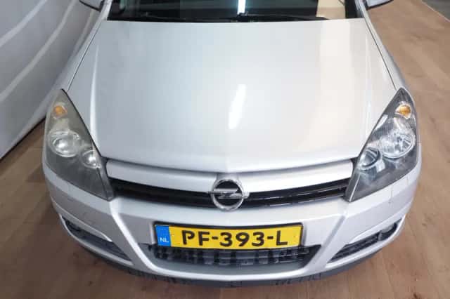 Opel Astra (2005) thumbnail 5