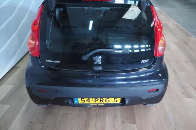 Peugeot 107 (2011) thumbnail 6