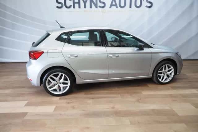 SEAT Ibiza (2021) thumbnail 3