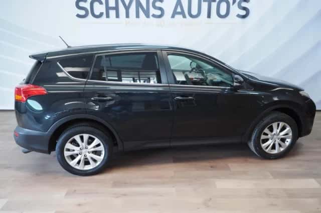 Toyota RAV4 (2013) thumbnail 3