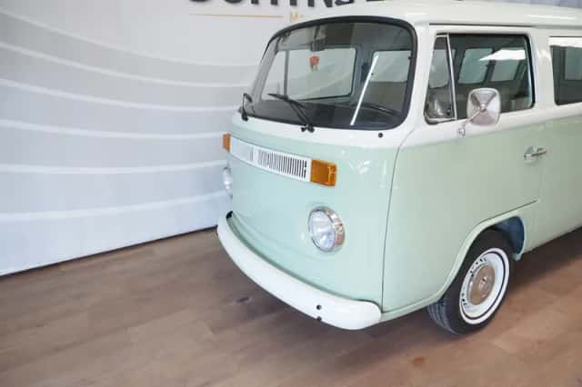 Volkswagen Combi (1990) thumbnail 2