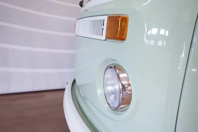 Volkswagen Combi (1990) thumbnail 4