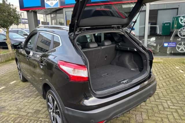 Nissan Qashqai (2016) thumbnail 6