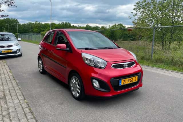 Kia Picanto (2011) thumbnail 1