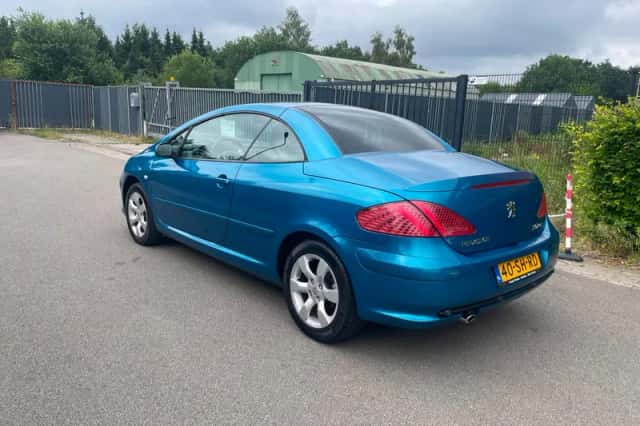 Peugeot 307 CC (2006) thumbnail 4
