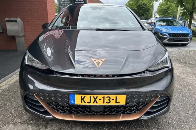 CUPRA Born (2024) thumbnail 5