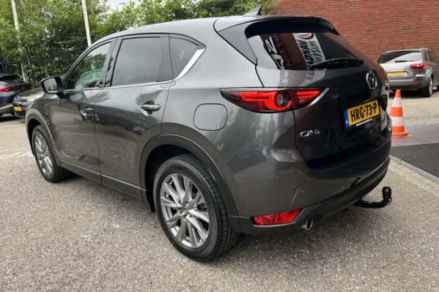 Mazda CX-5 (2021) thumbnail 4