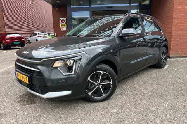 Kia Niro (2022) thumbnail 2