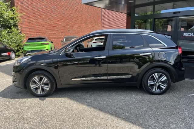 Kia Niro (2021) thumbnail 3
