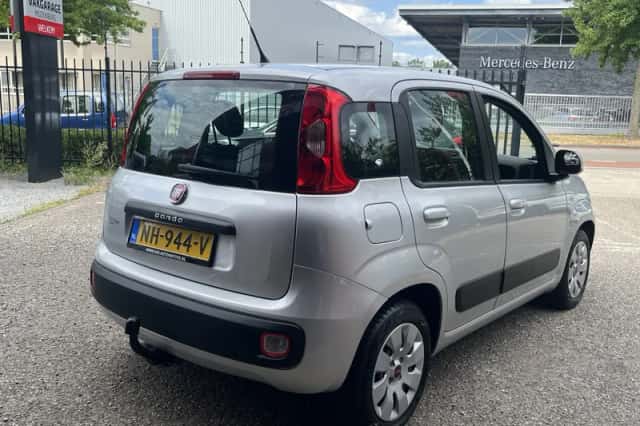 Fiat Panda (2017) thumbnail 5