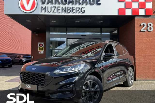 Ford Kuga (2022) thumbnail 1