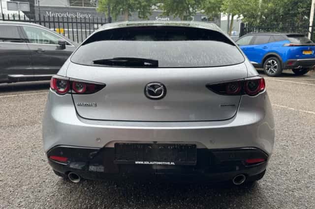 Mazda 3 (2019) thumbnail 6