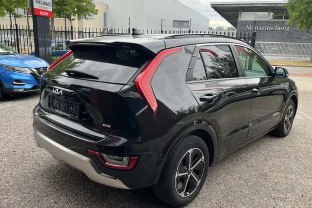 Kia Niro (2022) thumbnail 4