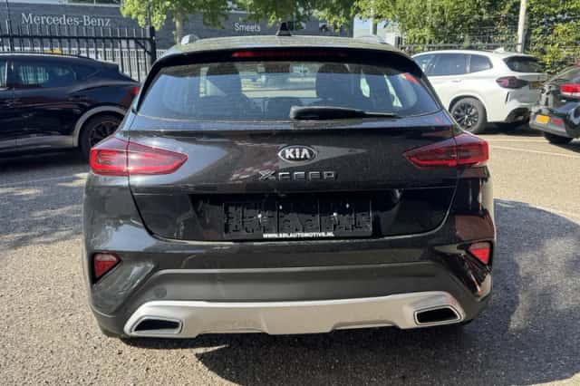 Kia XCeed (2021) thumbnail 6