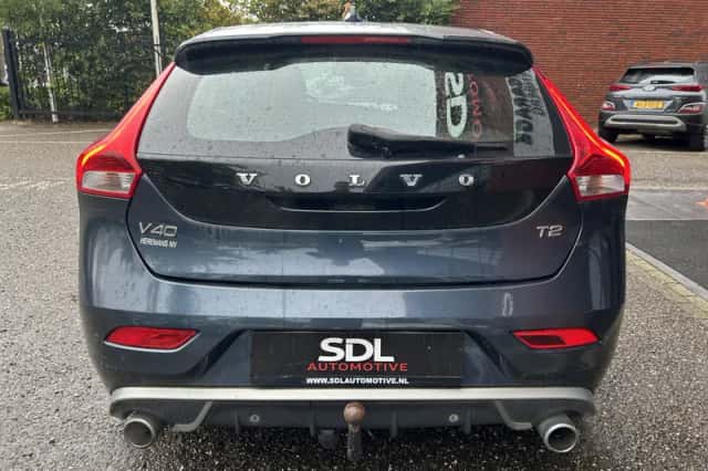 Volvo V40 (2017) thumbnail 6