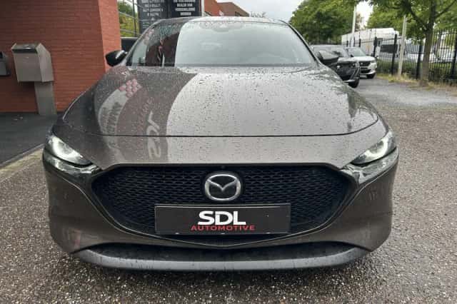 Mazda 3 (2020) thumbnail 5