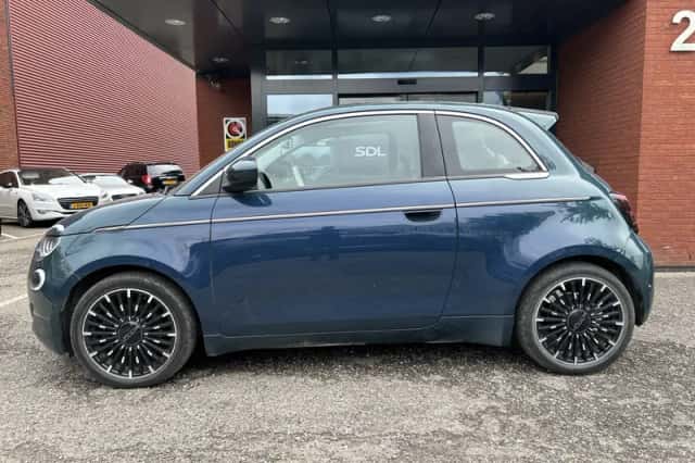 Fiat 500 (2021) thumbnail 4