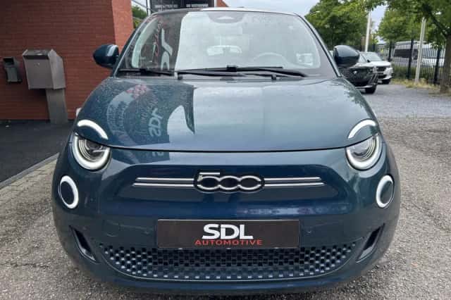 Fiat 500 (2021) thumbnail 5