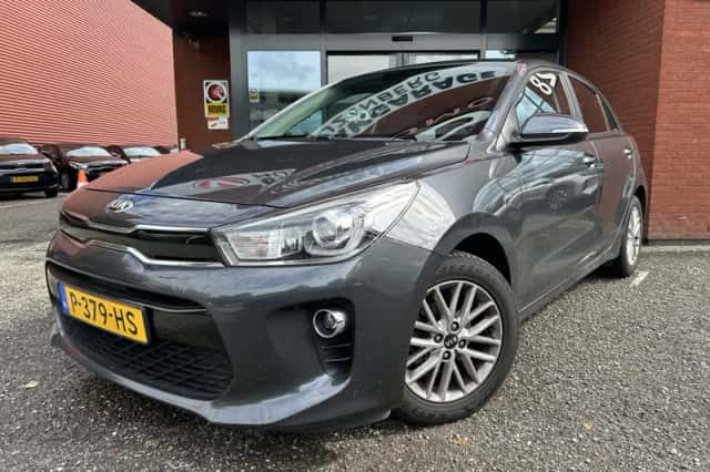 Kia Rio (2017) thumbnail 2