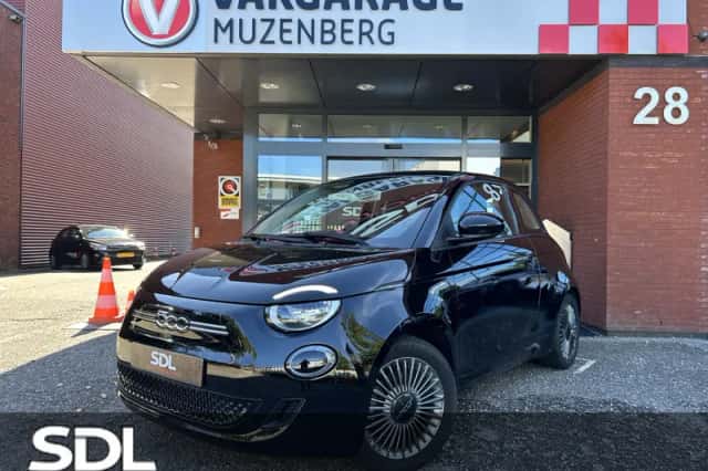 Fiat 500 (2022) thumbnail 1