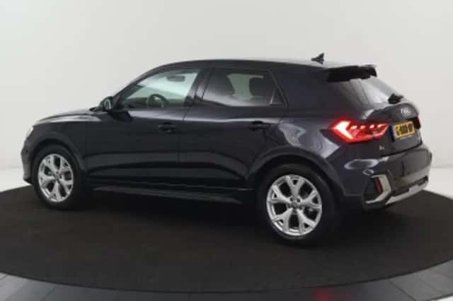 Audi A1 (2019) thumbnail 2