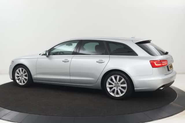 Audi A6 (2015) thumbnail 5